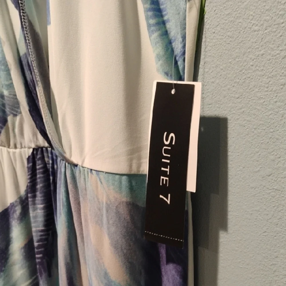 SUITE 7 Blue & White Halter-Style Maxi Dress - Picture 4 of 9